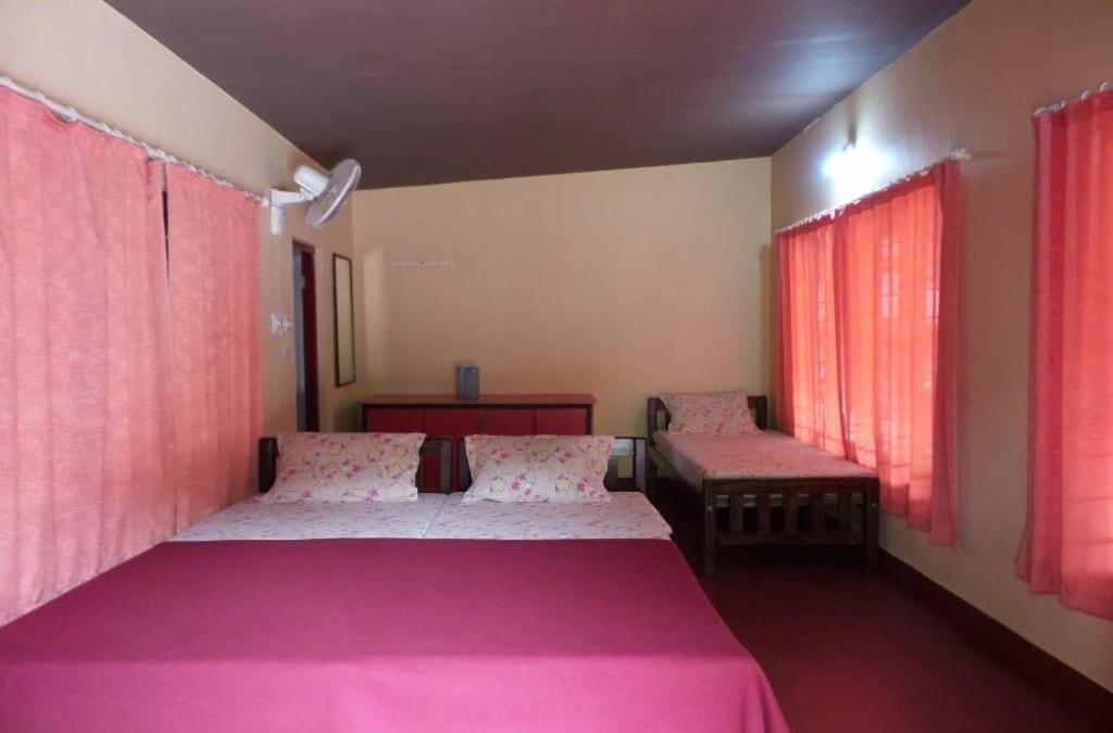 Coorg Divine Spark Home Stay Suntikoppa Eksteriør billede