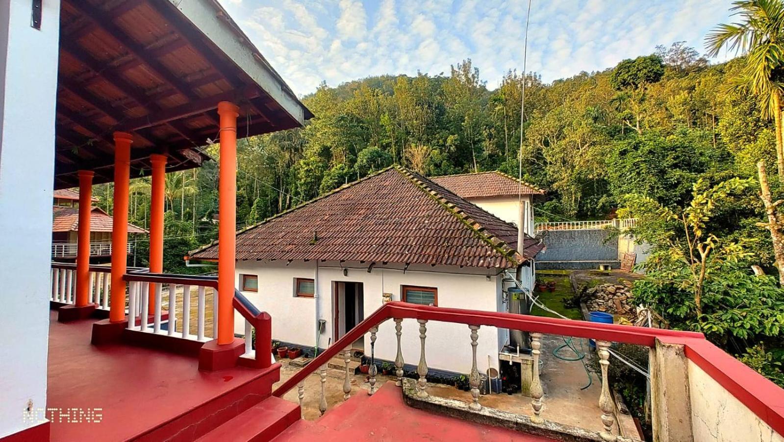 Coorg Divine Spark Home Stay Suntikoppa Eksteriør billede