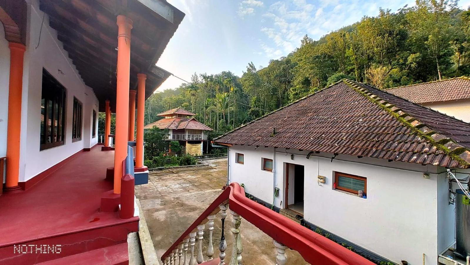 Coorg Divine Spark Home Stay Suntikoppa Eksteriør billede