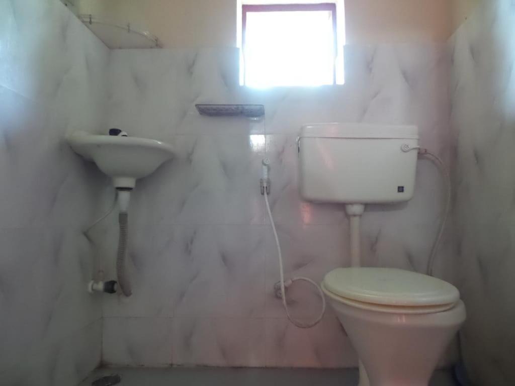 Coorg Divine Spark Home Stay Suntikoppa Eksteriør billede